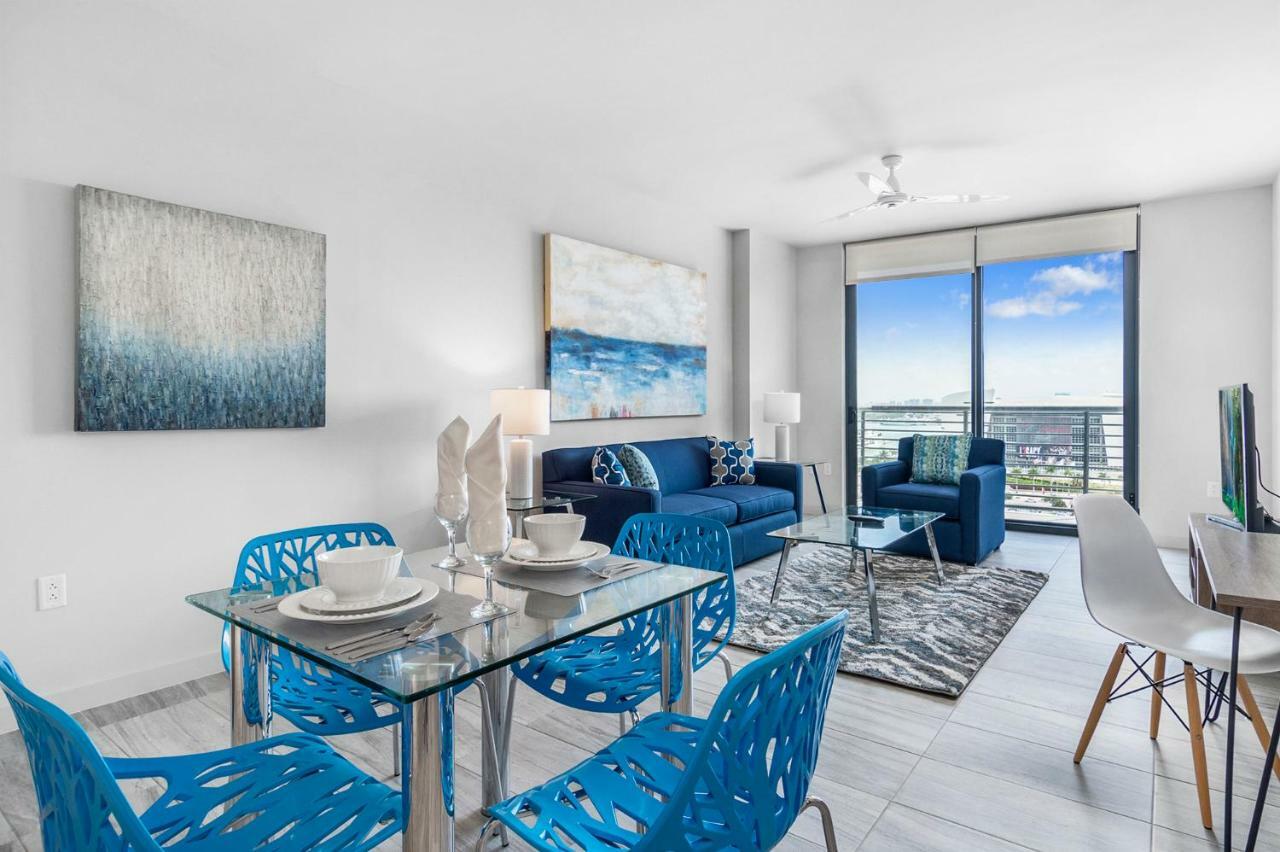 Bluebird Suites Downtown/Brickell 多拉 外观 照片