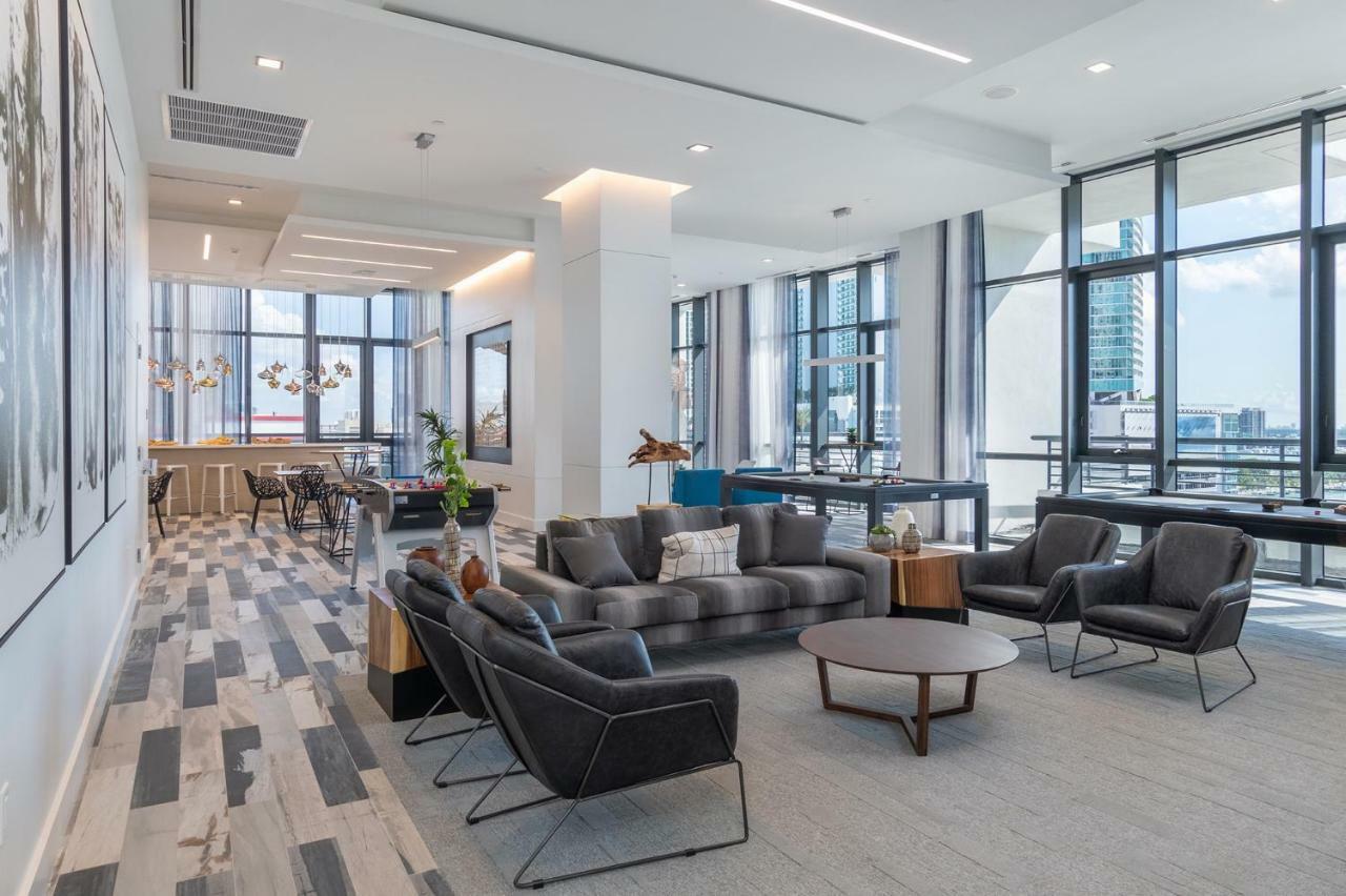 Bluebird Suites Downtown/Brickell 多拉 外观 照片